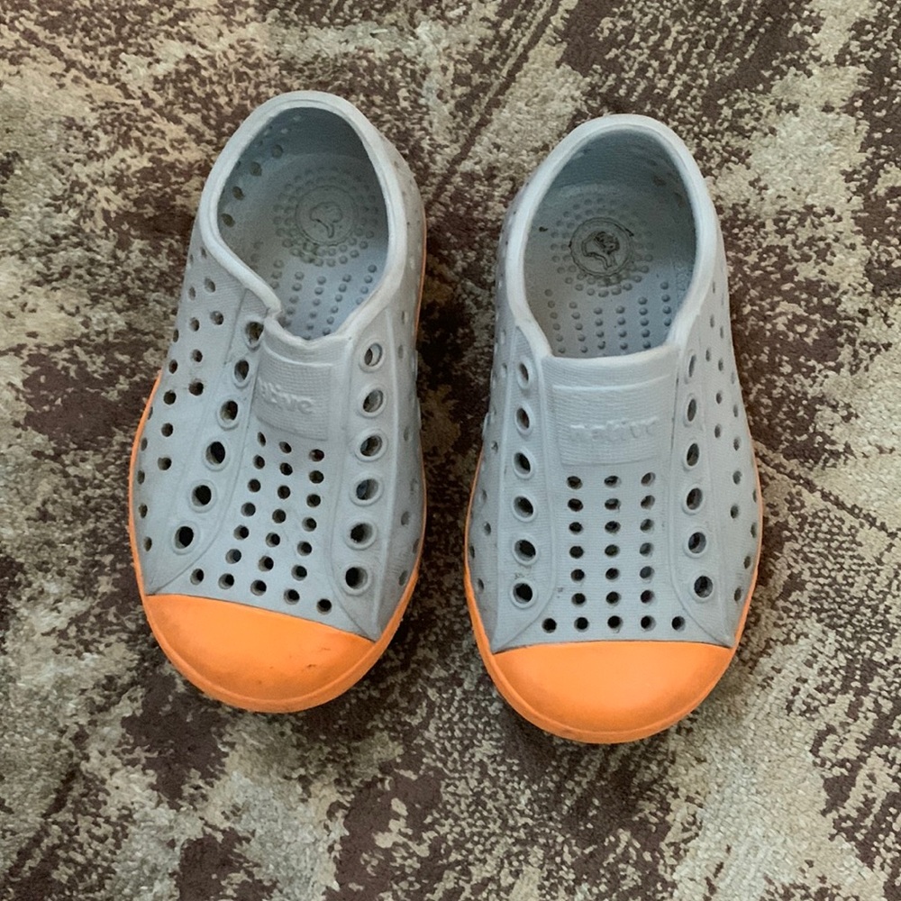 Native water shoes baby C5
